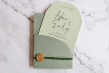 Load image into Gallery viewer, Elisabetta Curved/Arched Invite with pocket
