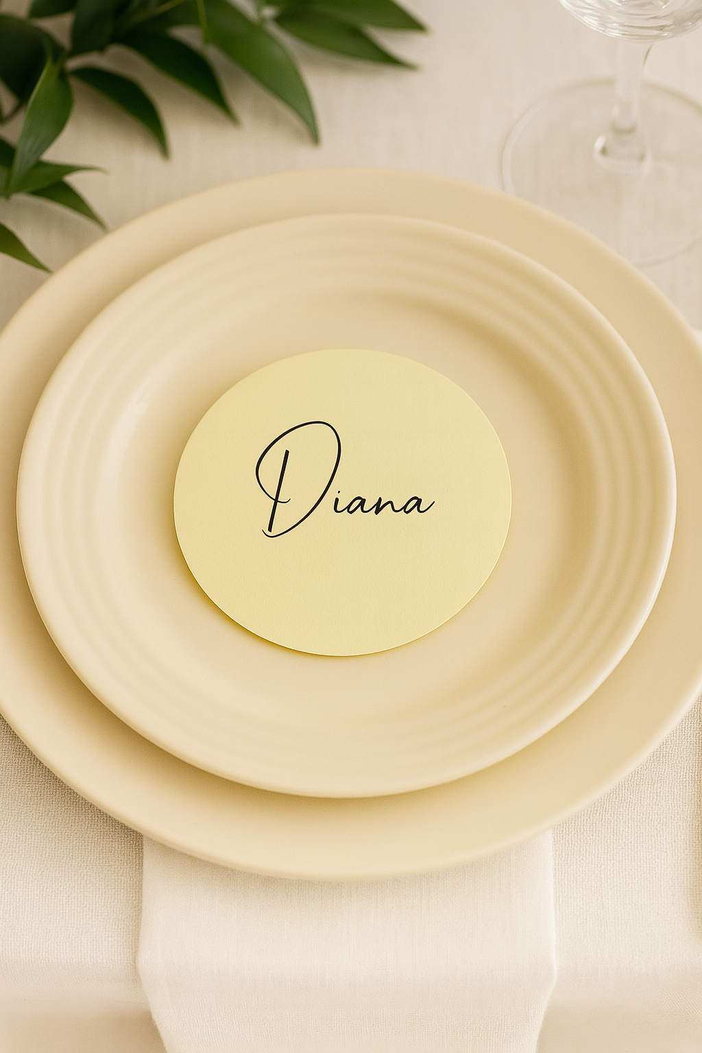 Circle Place Card/Name Tag ‘Diana’